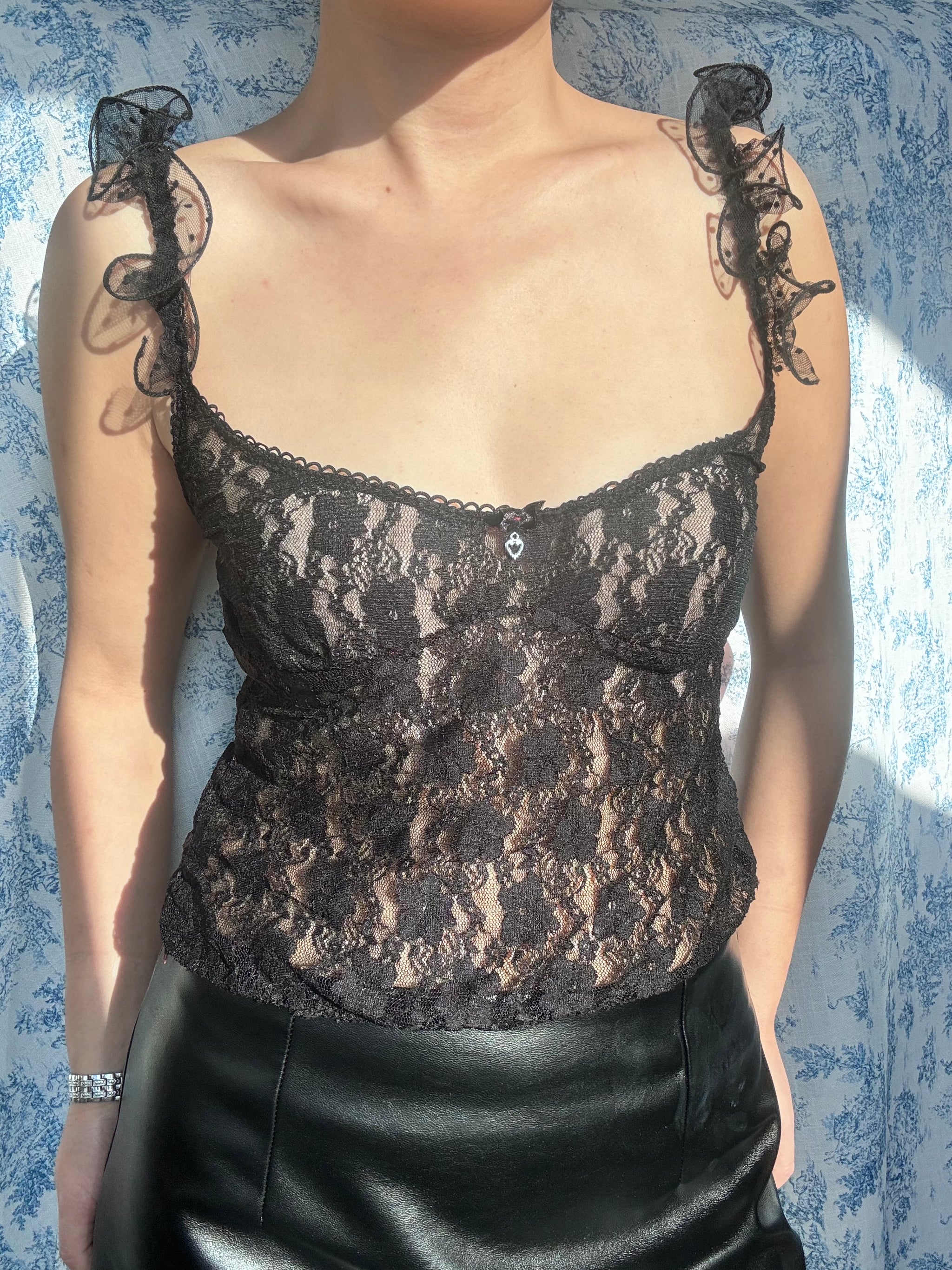 Coquette lace cami sample