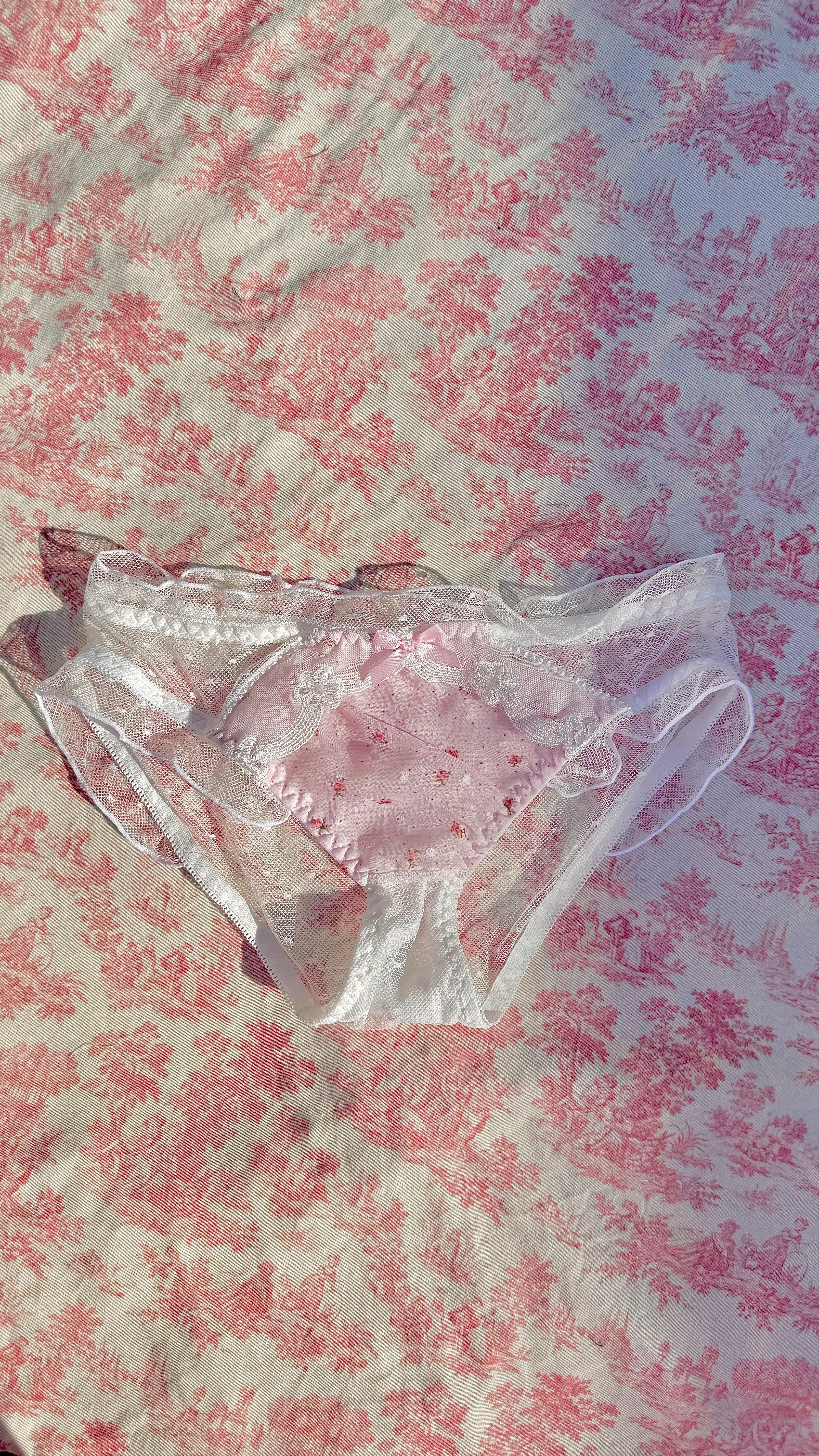 Small Size coquette ruffle lace panties