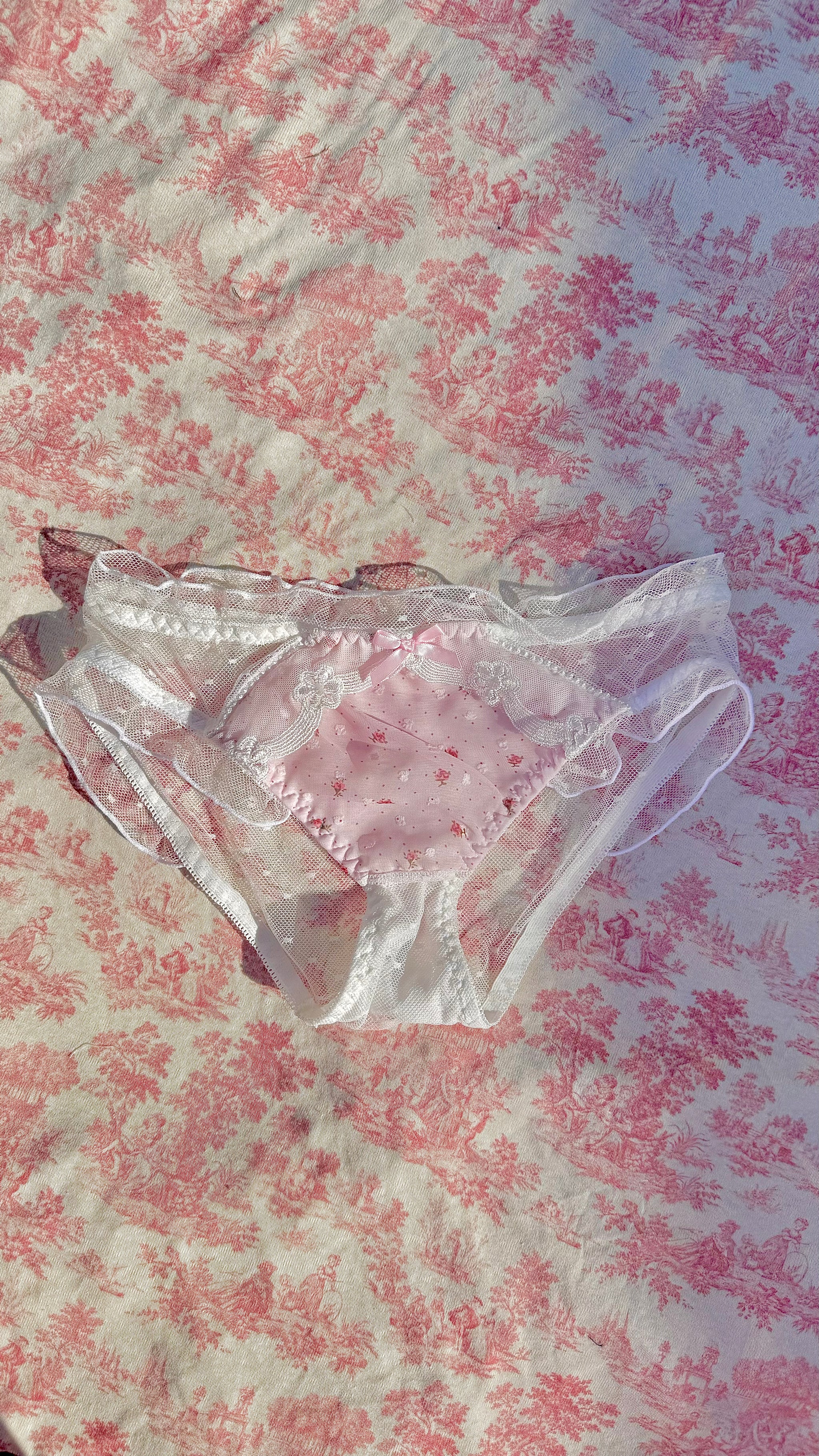 Small Size coquette ruffle lace panties