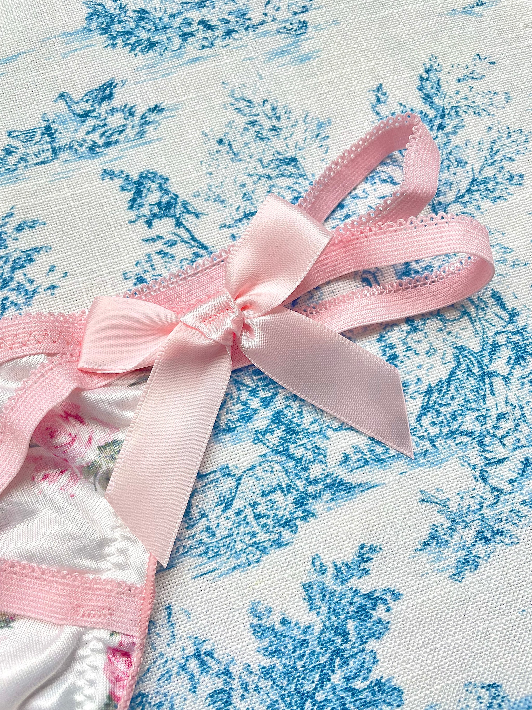 Pink & White Floral Bow Panty