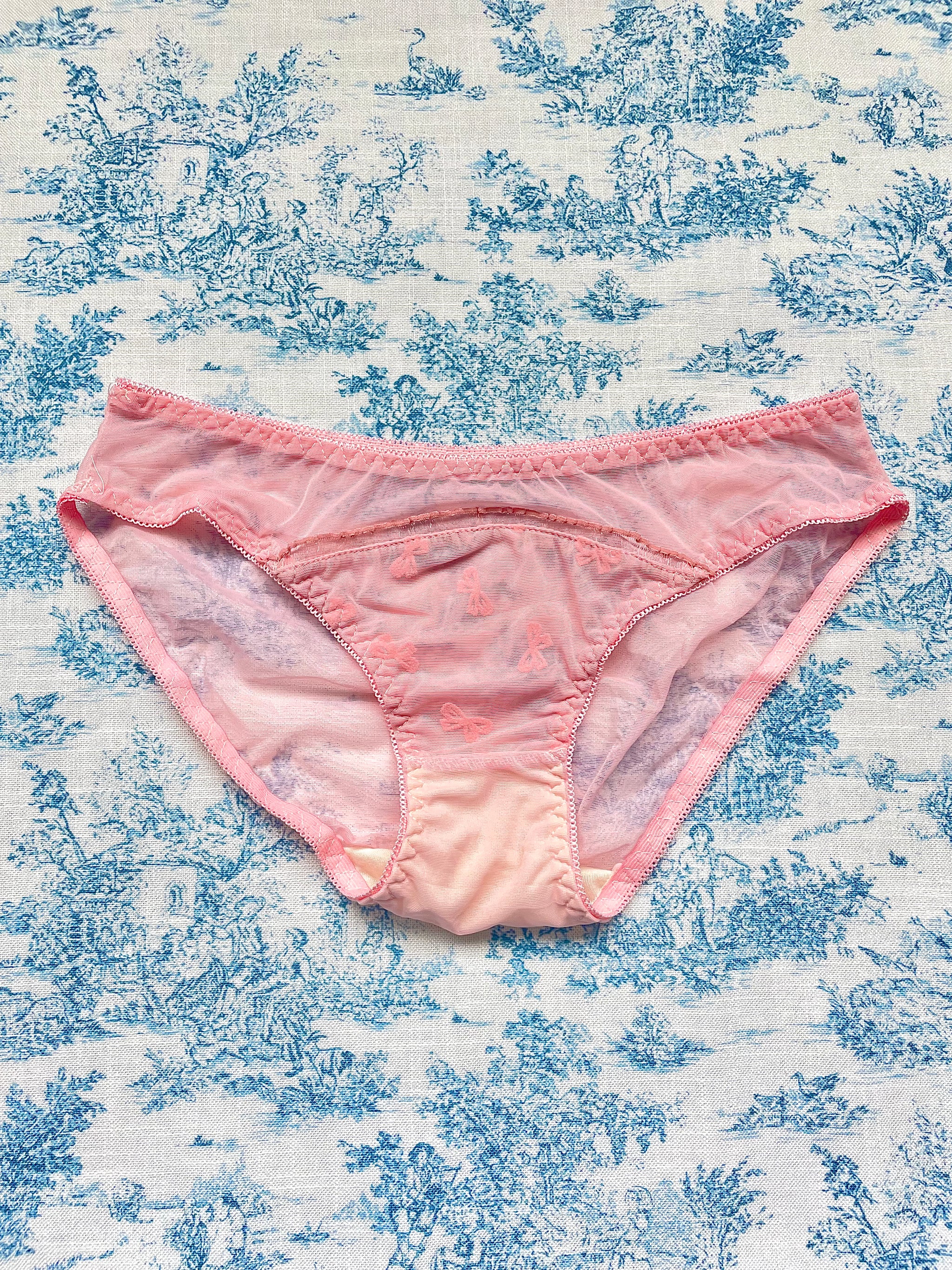 Pink Mesh Bow Pattern Panty